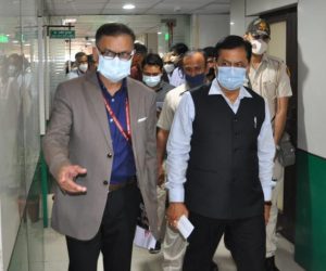 مرکزی وزیر آیوش نے سی سی آر یو ایم کا دورہ کیا اور تحقیقی کاموں کی پذیرائی کی