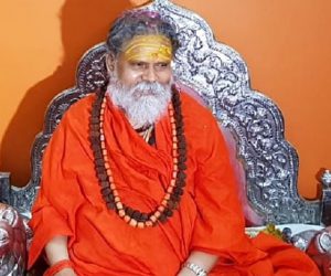 مہنت نریندر گری کی مشتبہ حالت میں موت، پھانسی کے پھندے سے لٹکی ملی لاش