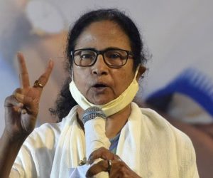 کلکتہ ہائی کورٹ کے ایک قدم نے ممتا بنرجی کی وزیر اعلیٰ کی کرسی کو خطرے میں ڈالا