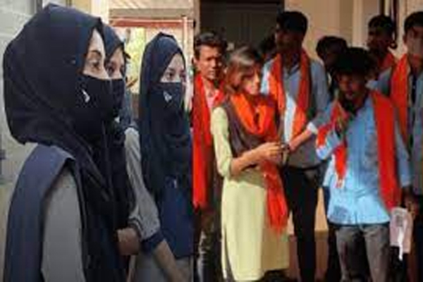 کرناٹک: تعلیمی اداروں میں حجاب اور بھگوا شال پر لگائی پابندی، اقلیتی محکمہ نے جاری کیا سرکلر