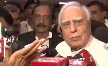 سماجوادی پارٹی نے کپل سبل کو بنایا راجیہ سبھا کا امیدوار، کاغذات نامزدگی داخل