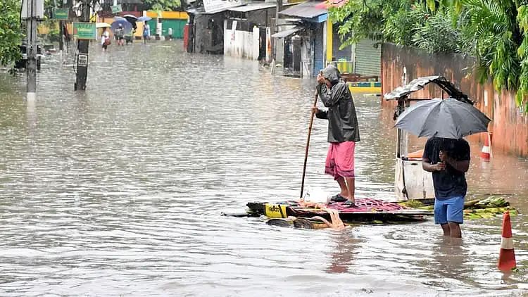 آسام: سلچر میں سیلاب سے سبھی قبرستان-شمشان غرقاب، حالات دگر گوں