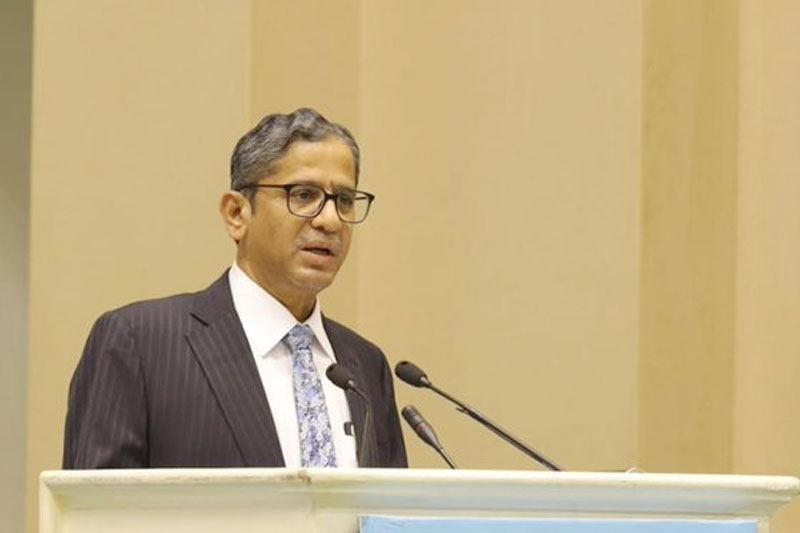 بحث ومباحثہ اور بہتر فیصلے سے آگے بڑھا جاسکتا ہے: چیف جسٹس رمنا