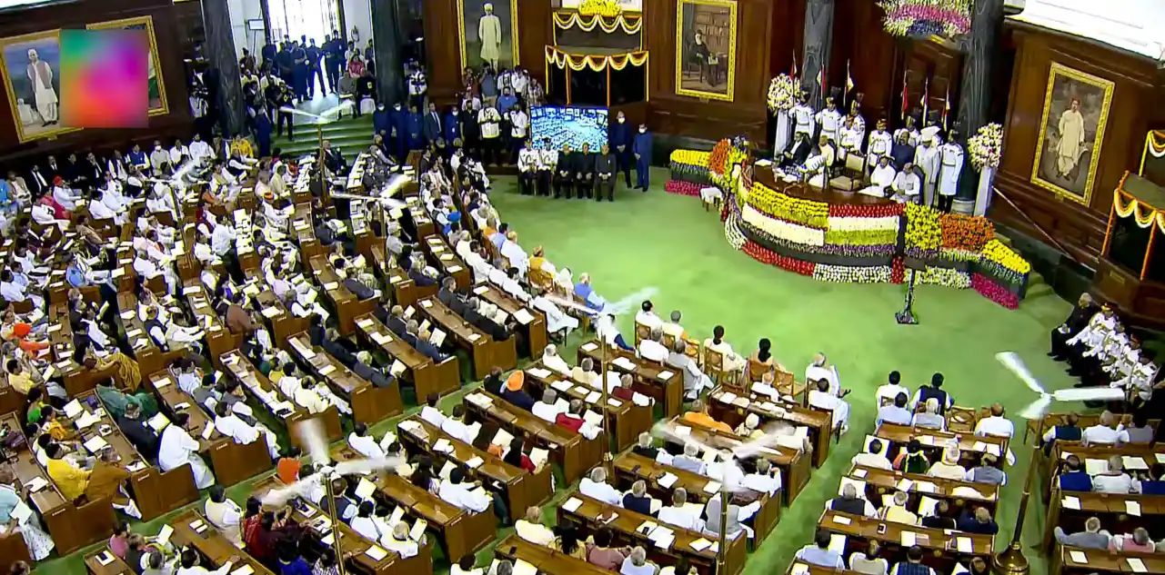 دروپدی مرمو نے نئے صدر جمہوریہ کا حلف لیا