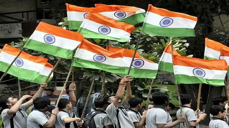 ایک کروڑ طلبا 12 اگست کو ایک ساتھ گائیں گے حب الوطنی سے سرشار نغمہ، بنے گا عالمی ریکارڈ