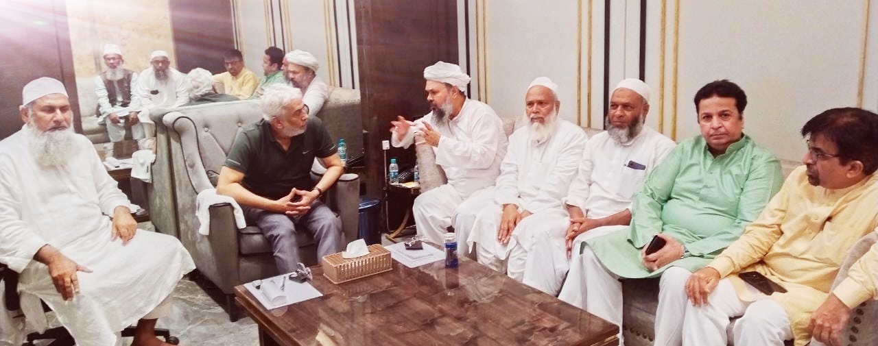 ائمہ اور علما کو خود کفیل بنانے کیلئے، آل انڈیا علما بورڈ کا روزگار کنونشن کا انعقاد اسلام جمخانہ میں منعقدہ میٹنگ میں بورڈ کے اراکین کا ملک بھر میں مہم چلانے کا عہد