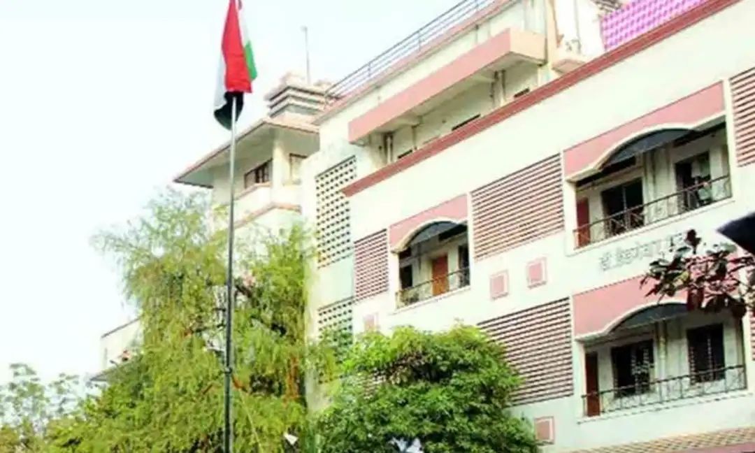 ہوائی اڈوں سے سی آئی ایس ایف کے 3 ہزار سے زیادہ عہدے ختم کرکے آر ایس ایس کے صدر دفتر پر کی گئی تعیناتی