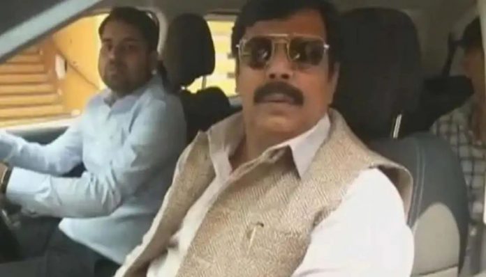 n4941320361682573165768b1099623f90a4d1bf9a176a6503d5d568f4ea19a171da32237a9fc4b4850962b