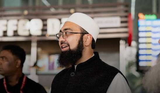 مذہبی جذبات بھڑکانے کے الزام میں ڈاکٹر یاسر ندیم الواجدی کے خلاف ایف آئی آر درج